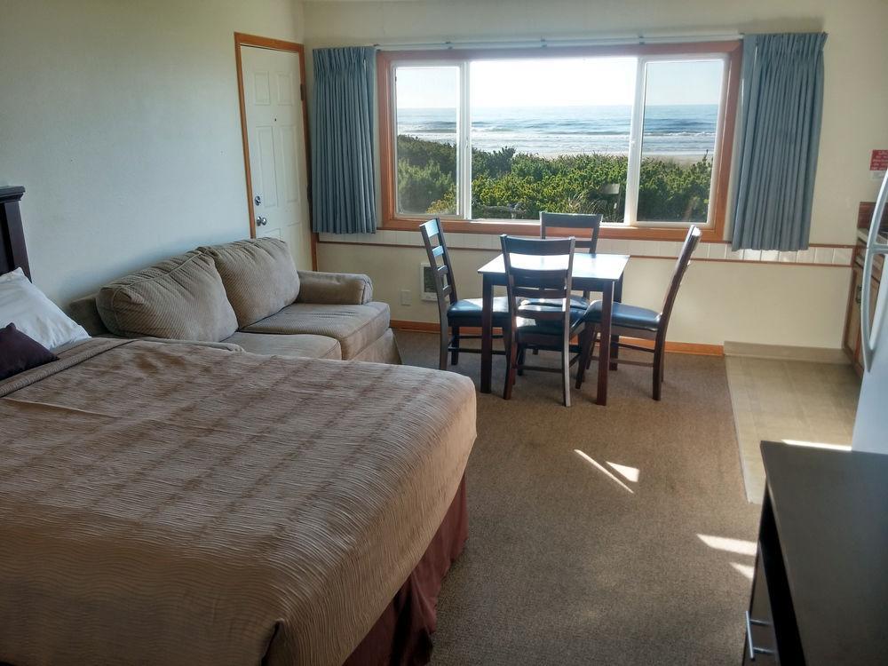 Silver Sands 3*